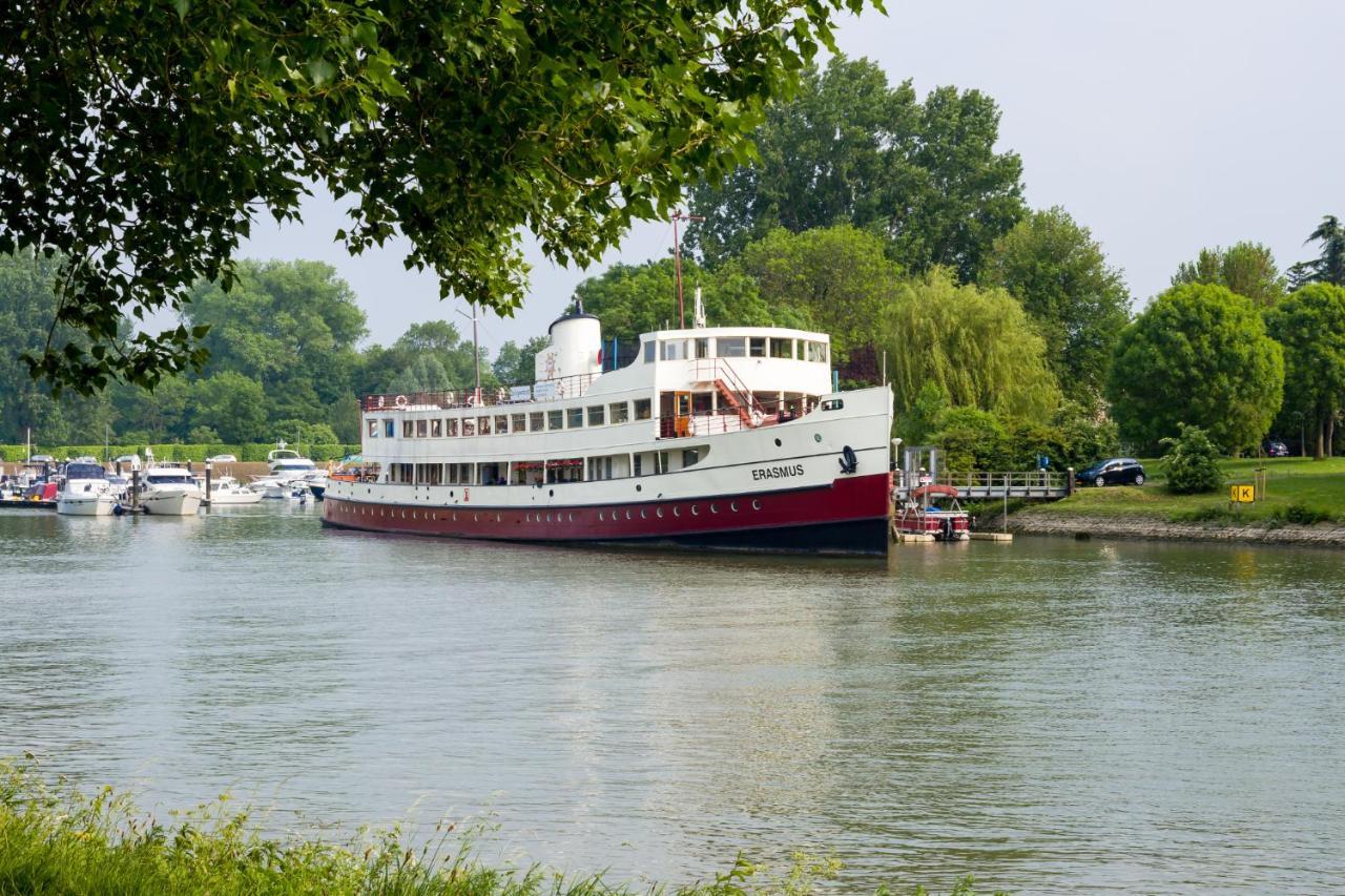 Bed and Breakfast De Logeerboot Dordrecht Esterno foto