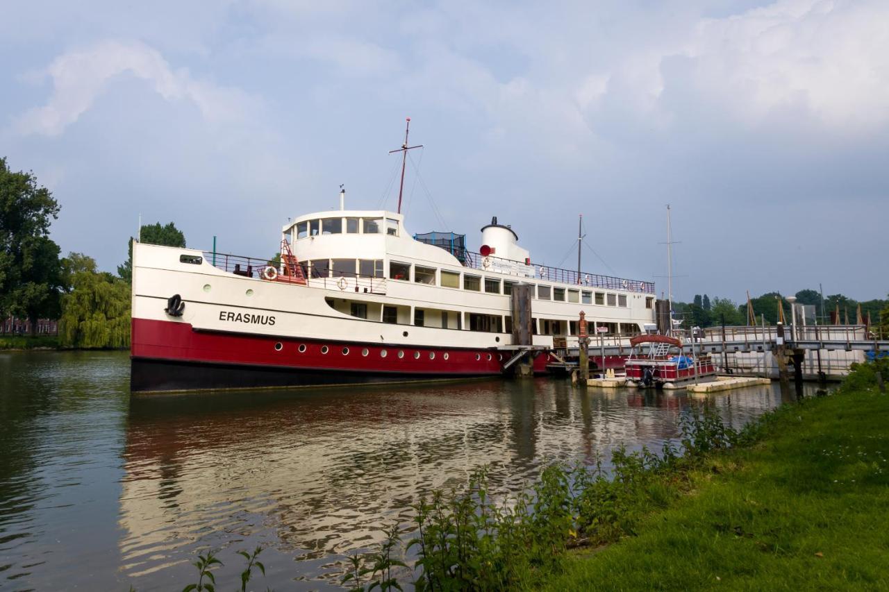 Bed and Breakfast De Logeerboot Dordrecht Esterno foto