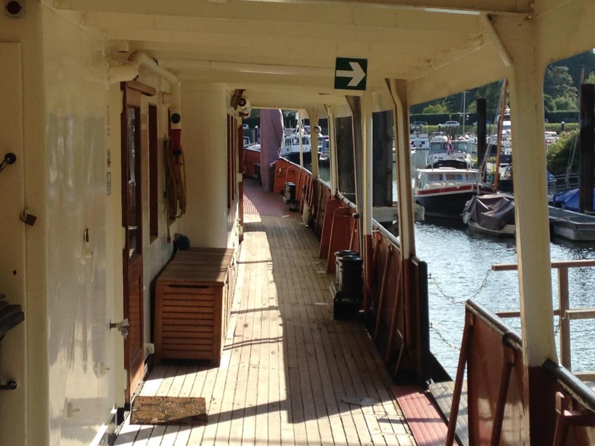 Bed and Breakfast De Logeerboot Dordrecht Esterno foto