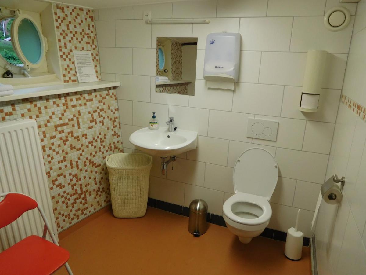 Bed and Breakfast De Logeerboot Dordrecht Esterno foto