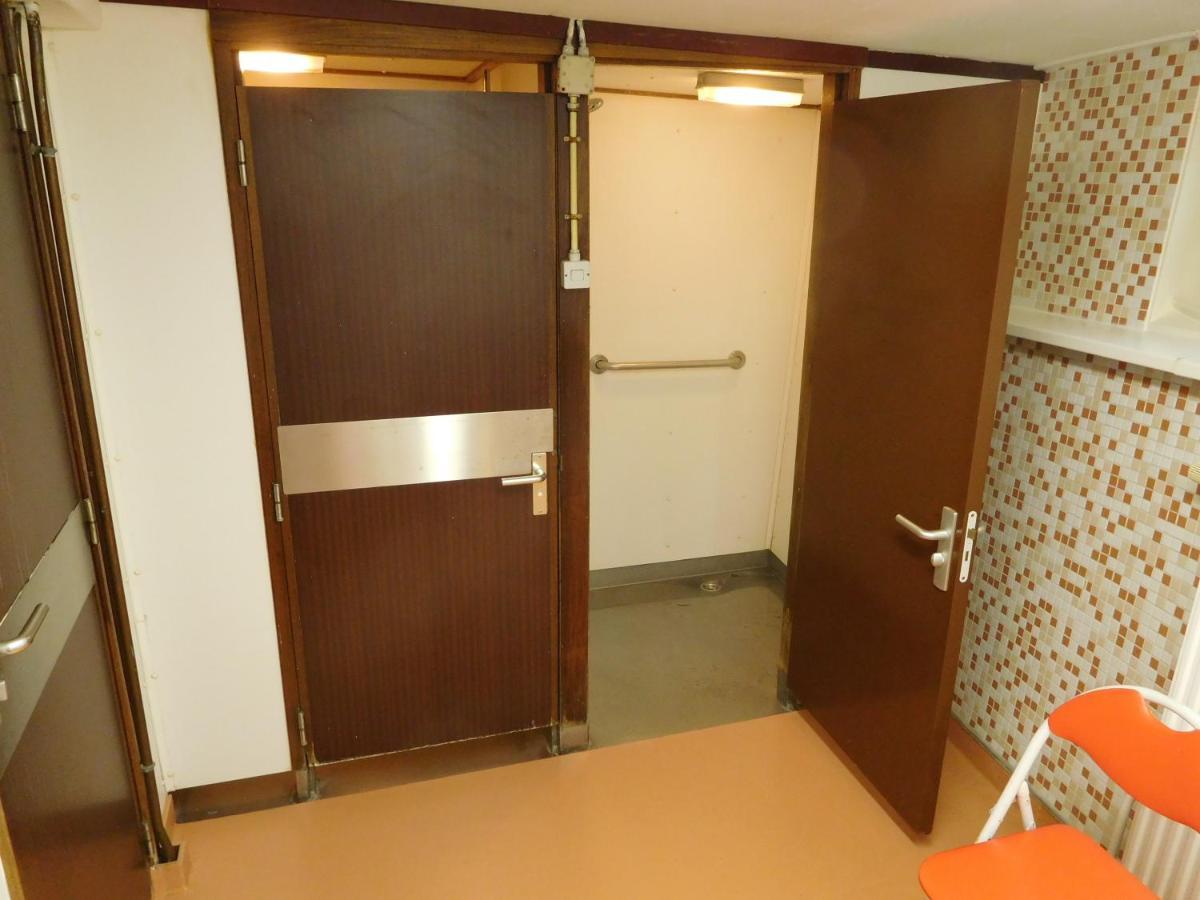 Bed and Breakfast De Logeerboot Dordrecht Esterno foto