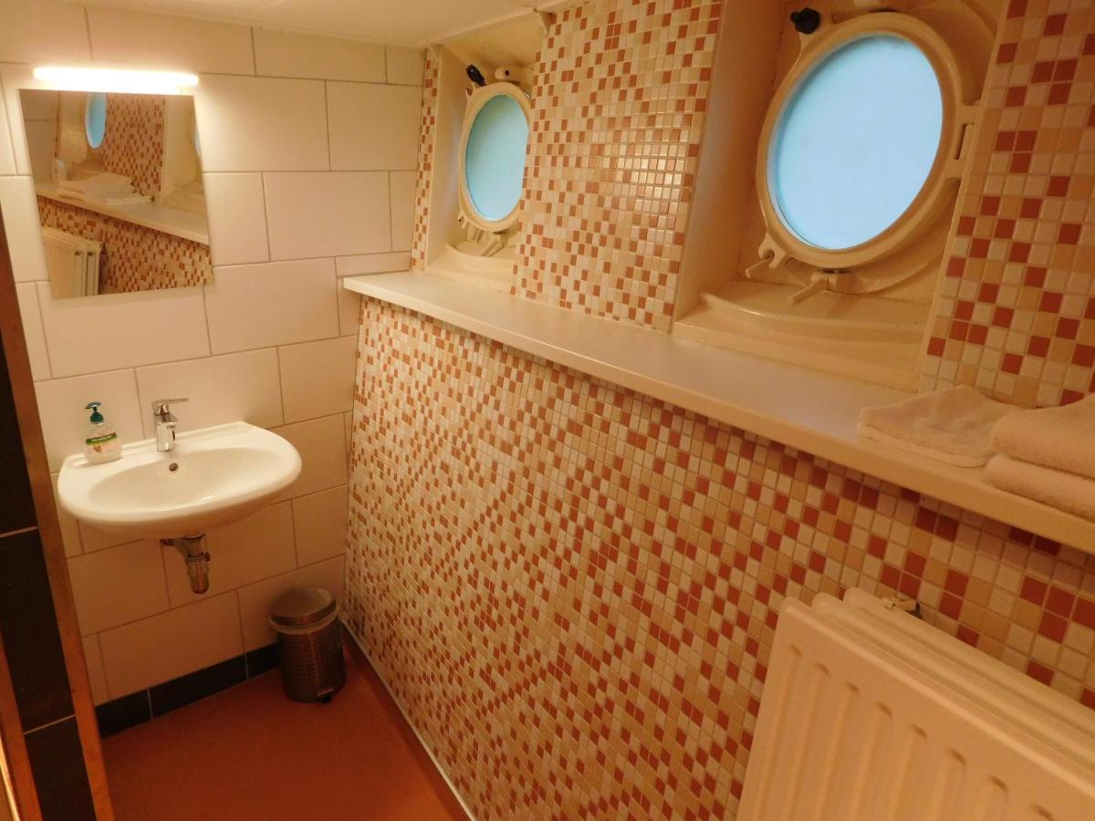 Bed and Breakfast De Logeerboot Dordrecht Esterno foto