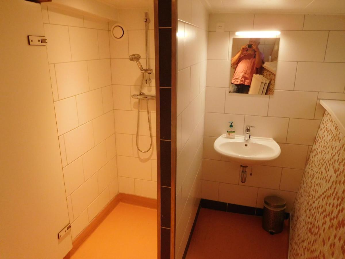 Bed and Breakfast De Logeerboot Dordrecht Esterno foto